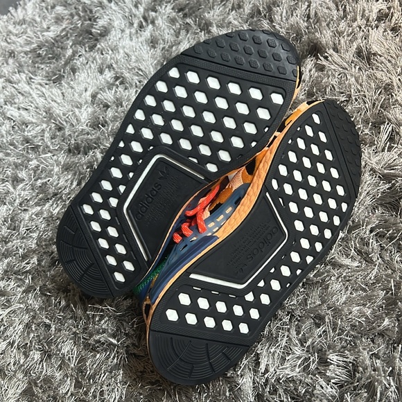 Adidas x Pharrell Williams
Animal Print Leopard NWT - Picture 3 of 4